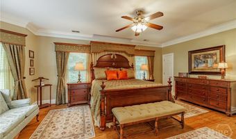 101 Middleton Ct, Athens, GA 30606