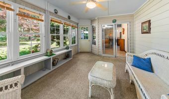 519 Country Club Dr W, Arapahoe, NC 28510