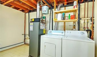 1 Pat Dr, Lincoln, RI 02865