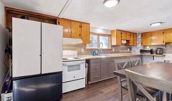 72 Boothby St, Augusta, ME 04330