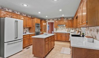 205 Oak Hill Ln, Arab, AL 35016