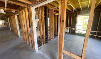 125 Avenue J, Anson, TX 79501