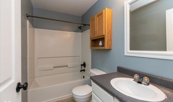 7121 Parklake Pl, Indianapolis, IN 46217