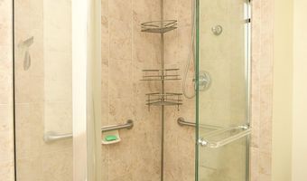 2 Candleberry Ct 2, Bourne, MA 02532