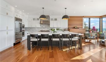 511 Ocean Ave, Newport, RI 02840