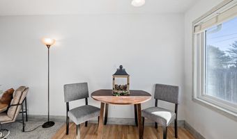 609 RIDGELAND St, Cheyenne, WY 82009