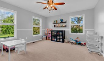 65 Serpentine Dr, Bayville, NJ 08721