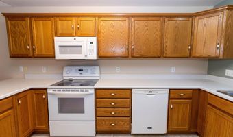 2101 Lakewood, Adrian, MI 49221