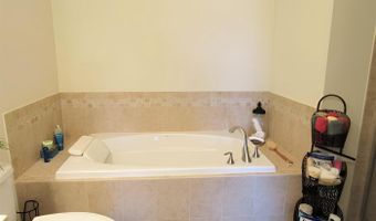 42581 SUNSET RIDGE Sq, Ashburn, VA 20148
