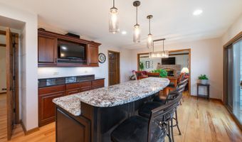 3025 Woods Creek Ln, Algonquin, IL 60102