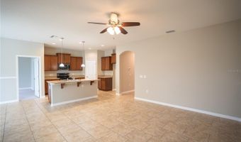 1860 SKYVIEW Dr, Auburndale, FL 33823