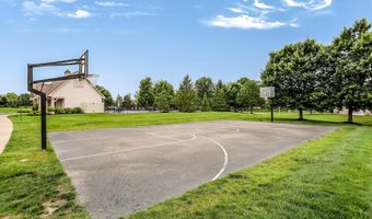 4380 Nottinghill Dr, Avon, IN 46123