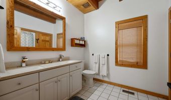 95 Birch Bark Ln, Big Sandy, TN 38221