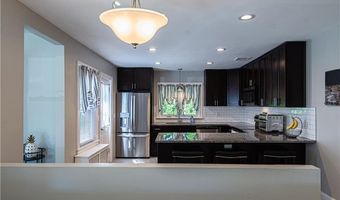 29 OLNEY Ave, North Providence, RI 02911