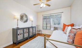 111 GRANDVIEW Pl, Alamo Heights, TX 78209