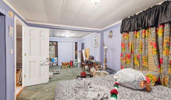 76 Railroad St, Auxier, KY 41602