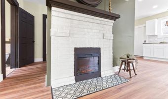 587 Robert Henry St, Macon, GA 31206