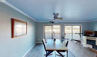 222 DEL NORTE Ln 18, Brookings, OR 97415