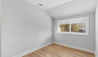 630 E Bay Ave, Barnegat, NJ 08005