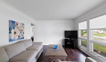 160 Canterbury St, Adrian, MI 49221