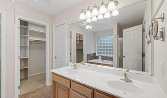 9 Harrington Dr, Bella Vista, AR 72714
