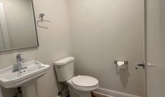4319 HARRISON St NW #6, Washington, DC 20015