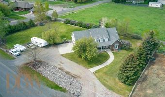 39 N 41st St N, Cody, WY 82414