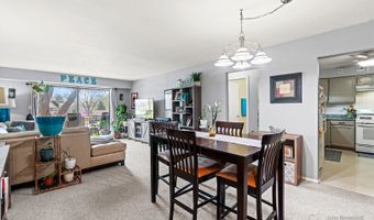 3350 N Carriageway Dr 217, Arlington Heights, IL 60004