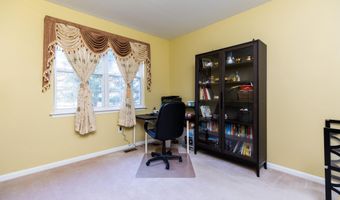 6 DUNLEARY Dr, Bear, DE 19701