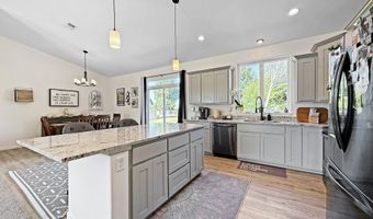 7205 EDGE CLIFF Dr, Brookings, OR 97415