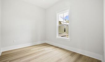 250 Caillavet St, Biloxi, MS 39530