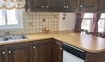 44 Castle Rd, Attleboro, MA 02703
