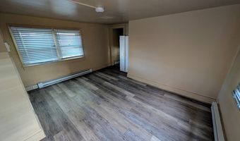 15 E 4TH St, Blades, DE 19973