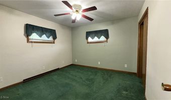1111 Norwood Dr, Ashtabula, OH 44004