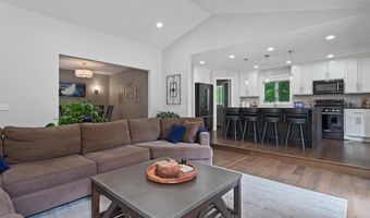 2564 Bunker Lake Blvd NE, Andover, MN 55304