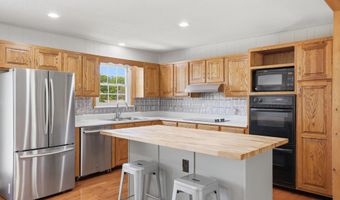 467 Oakmont Rd, Bean Station, TN 37708