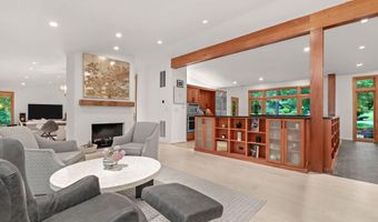 6921 AYR Ln, Bethesda, MD 20817