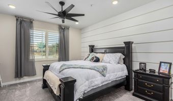 250 W QUEEN CREEK Rd 145, Chandler, AZ 85248