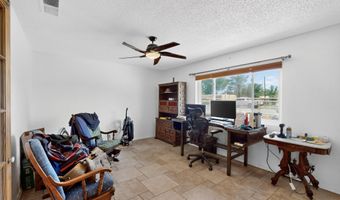 855 Foxcroft Loop, Bosque Farms, NM 87068