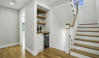 16 Pinehurst St, Boston, MA 02131