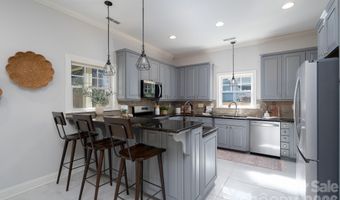 1617 Brook Rd, Charlotte, NC 28205