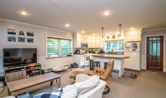 17 The Meadows Rd, Bartlett, NH 03838