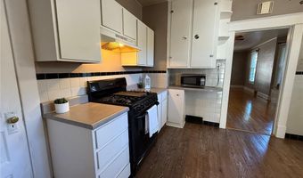 3317 Jackson St, Alton, IL 62002