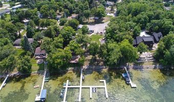 1321 S Darling Dr NW, Alexandria, MN 56308