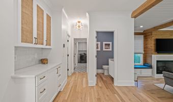 140 Meadowview Rd, Athens, GA 30606