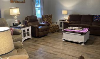 903 N Boulevard Dr, Amory, MS 38821