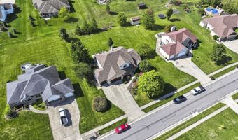 303 Hunters Rdg, Auburn, IN 46706