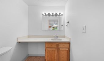 54 Voyagers Ln 54, Ashland, MA 01721
