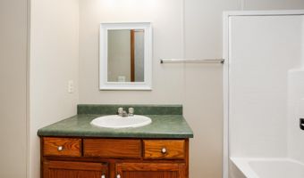 1166 DEARMANVILLE Dr, Anniston, AL 36207