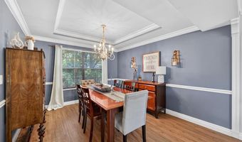 554 Lering Ct, Ballwin, MO 63011